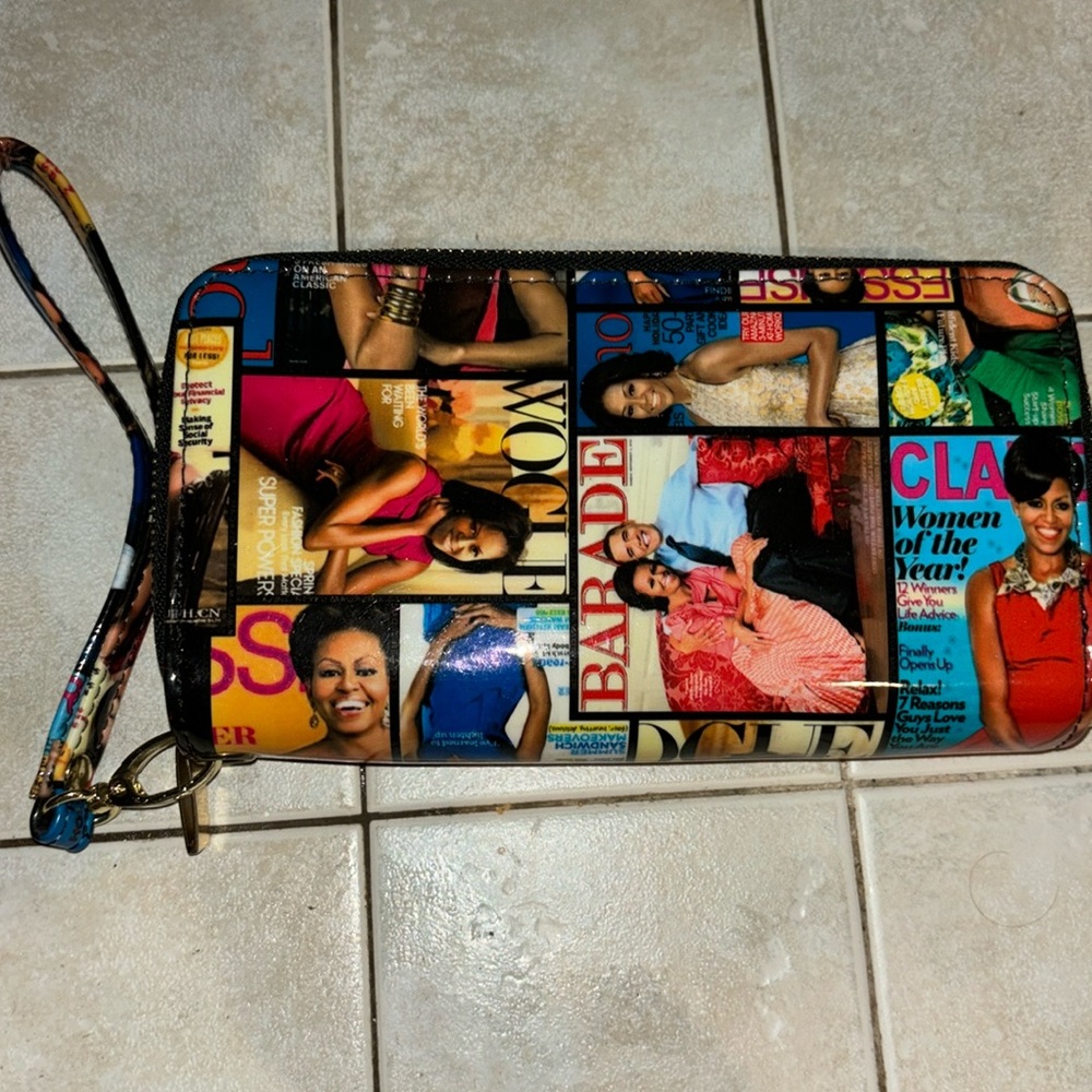 Glossy wallet purse to match in closet